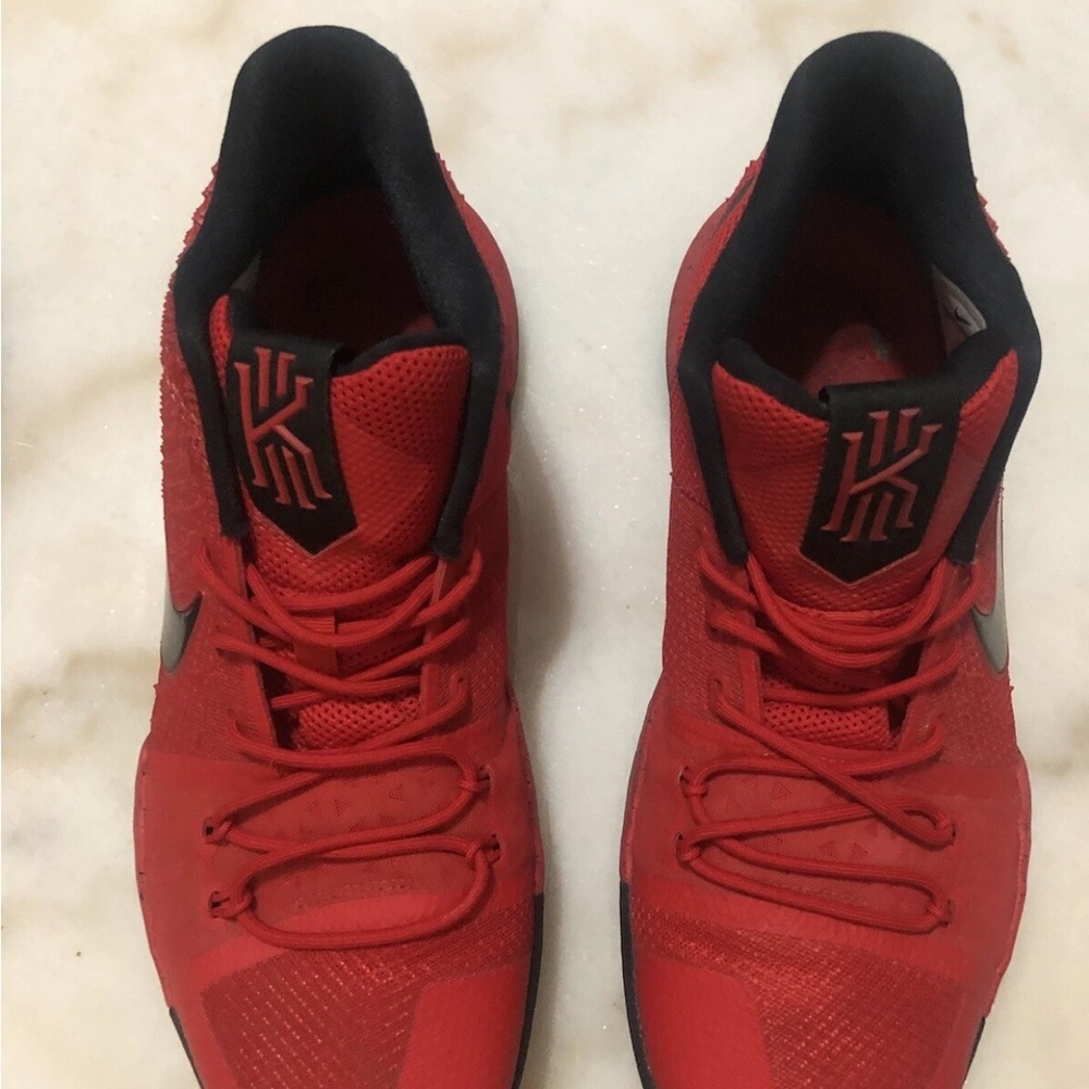 Nike Kyrie Candy Apple 3 Point Mens Shoes US 12